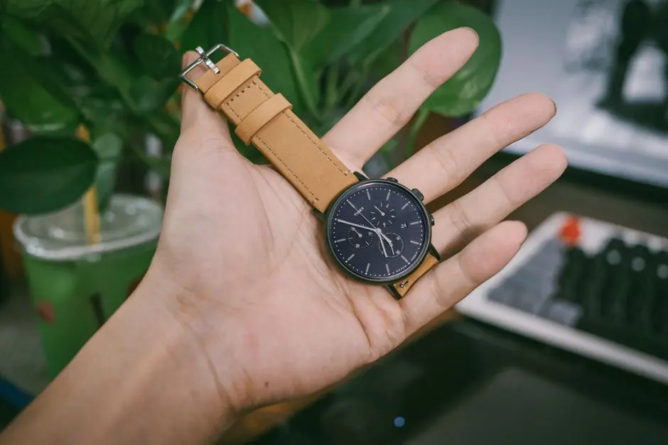 Cara Memadukan Jam Tangan Minimalis dengan Pakaian Kerja agar Terlihat Rapi